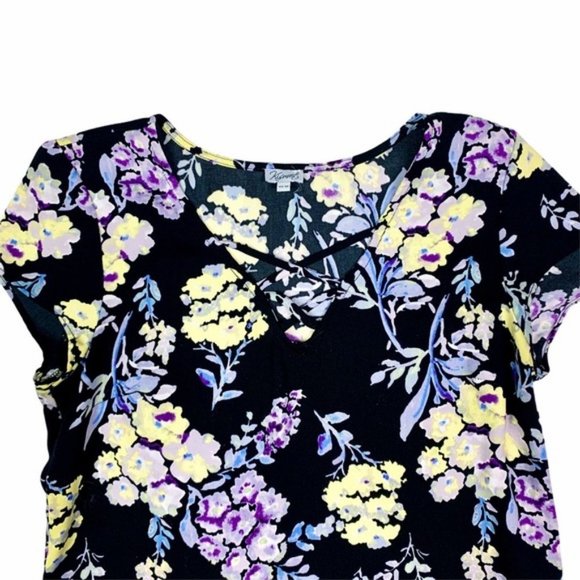 (Up To 50% Off SALE) Kismet Floral Short Sleeve Blouse Top - Picture 2 of 3